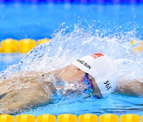 开云体育中国-老鹰收割魔术，当武切维奇从魔术师帽中掏出致命匕首