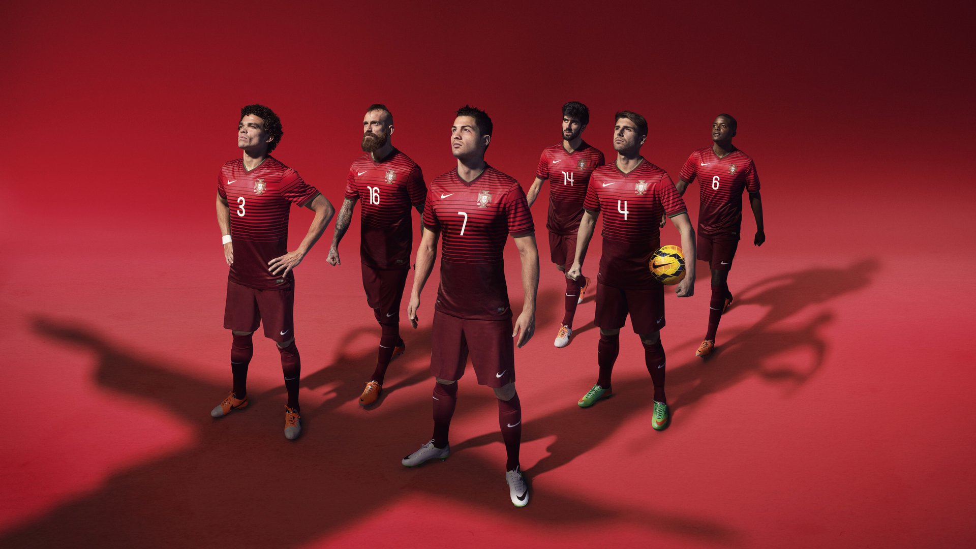 奥亚尔萨瓦尔之夜，当足球成为照亮荷兰足球暗巷的孤灯