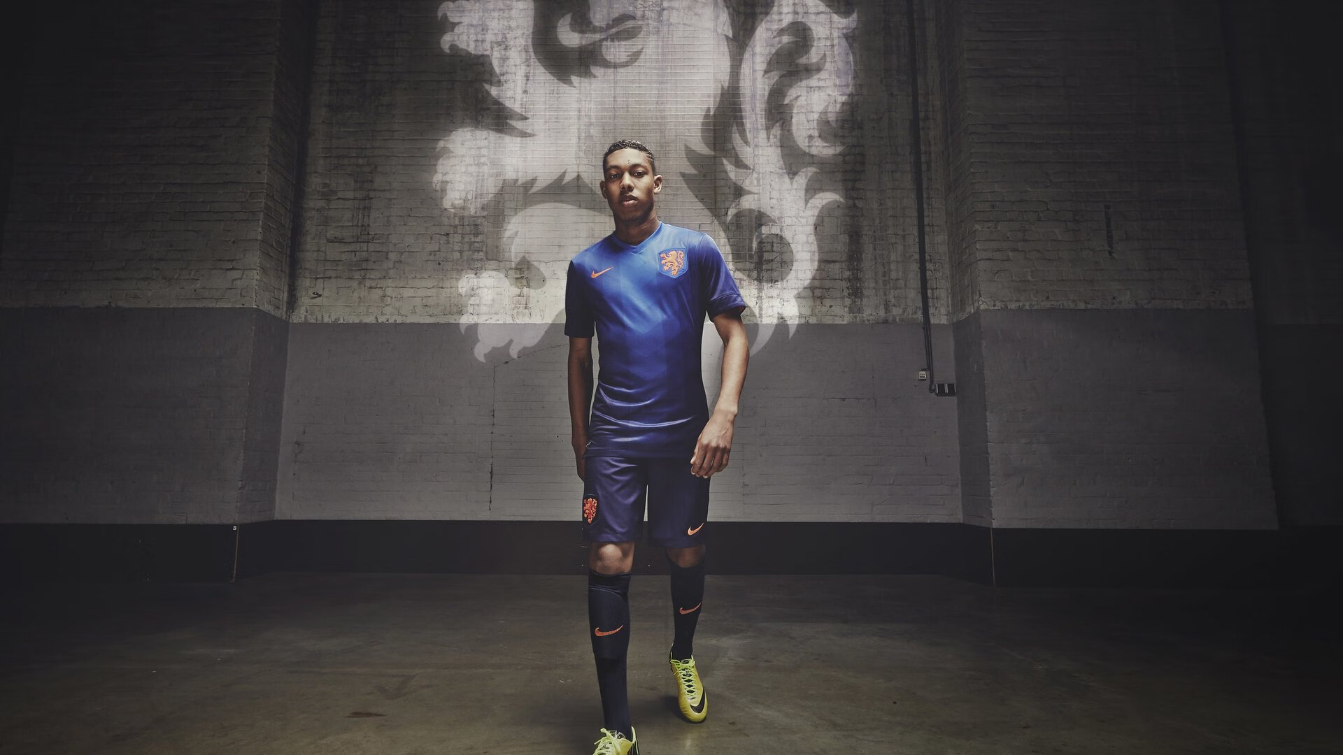 霍勒迪世界杯封神之战，北京队式防守如何为美国队注入钢铁基因