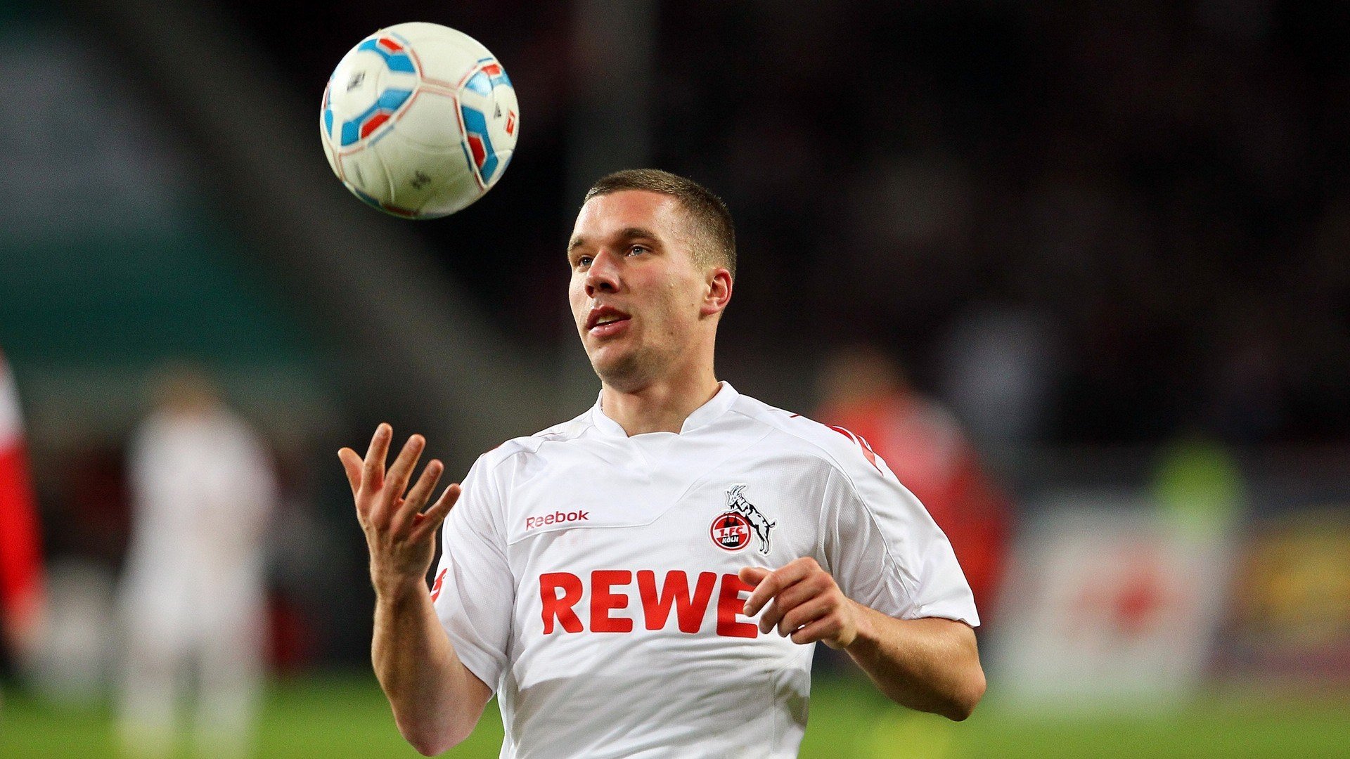 皇马碾压瑞典,金玟哉在东决关键战接管比赛,亚洲铁闸的欧冠征服之路